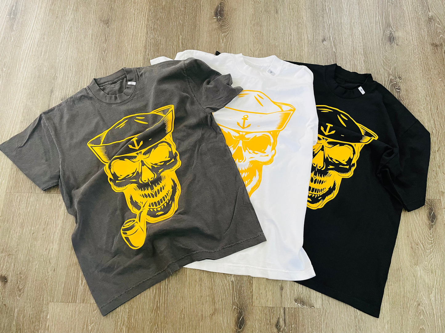 SKULL SMOKEPIPE T-SHIRTS